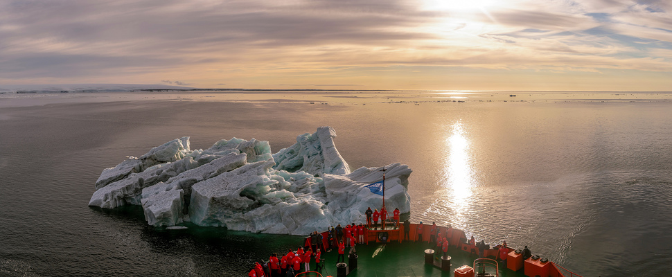 Poseidon Expeditions North Pole 0.jpg